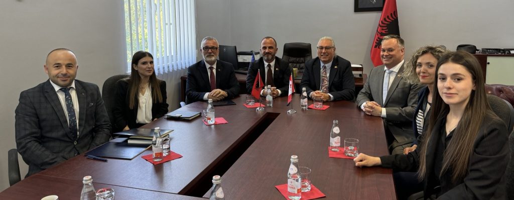 Nënshkruhet "Memorandumi i Mirëkuptimit Ndërmjet Autoritetit të Sigurisë Kombëtare të Republikës së Shqipërisë dhe Departamentit të Punëve Publike dhe Shërbimeve Qeveritare të Kanadasë"